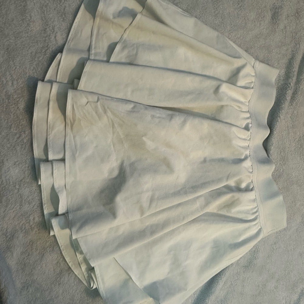 lululemon athletica Asymmetrical Skirt - Cream